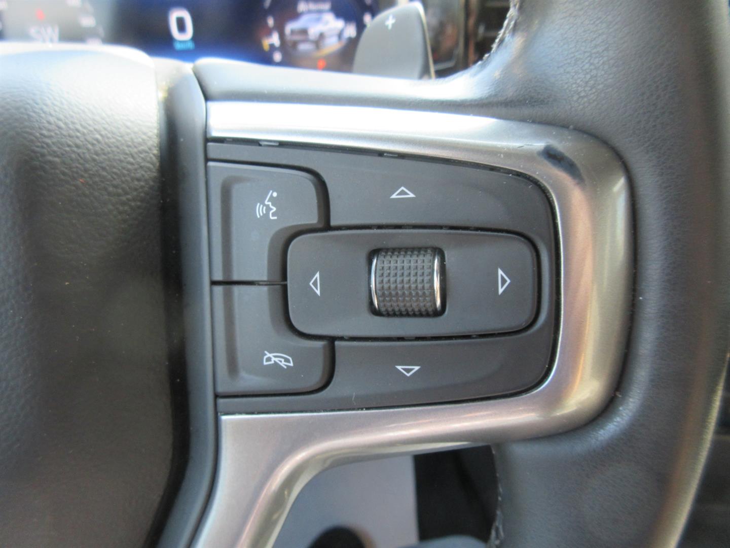 chevrolet Silverado 1500 2024 - 32
