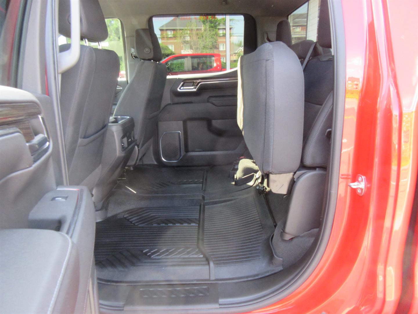 chevrolet Silverado 1500 2024 - 24