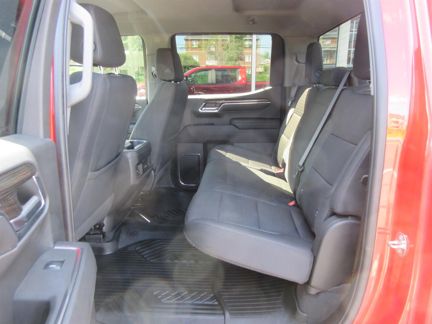 chevrolet Silverado 1500 2024 - 23