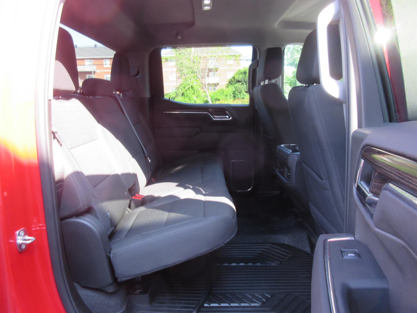 chevrolet Silverado 1500 2024 - 25