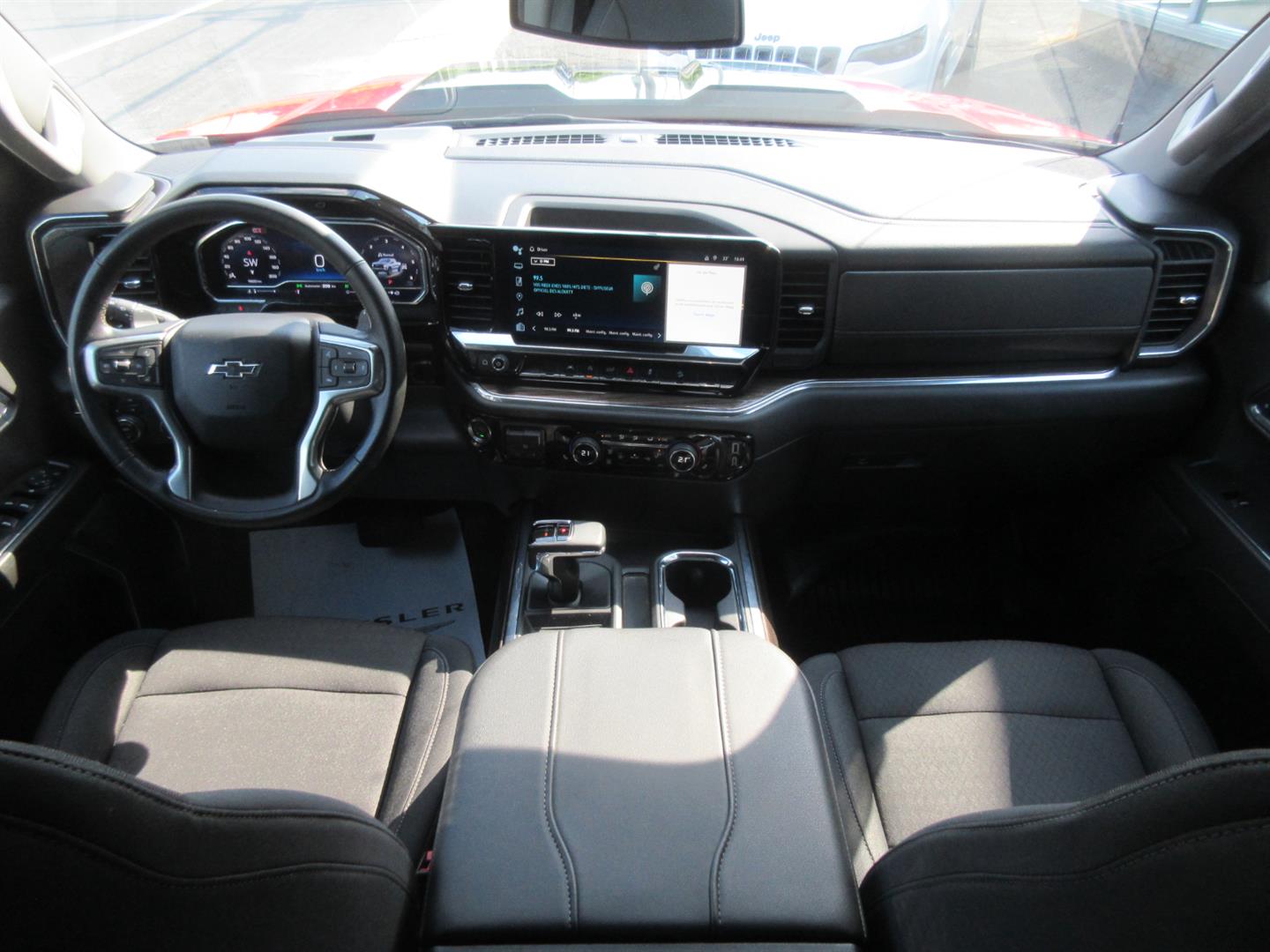 chevrolet Silverado 1500 2024 - 4