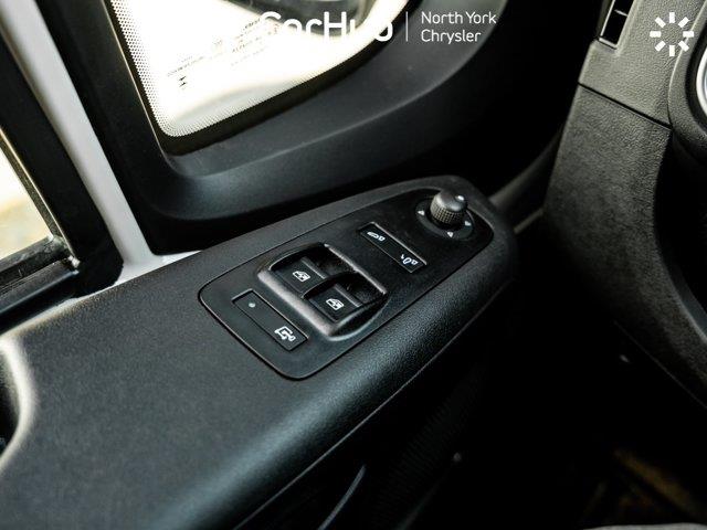 ram ProMaster fourgonnette utilitaire 2026 - 13