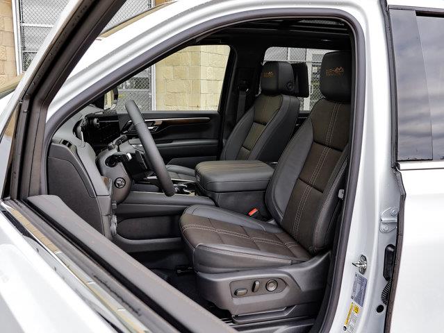 chevrolet Suburban 2026 - 17
