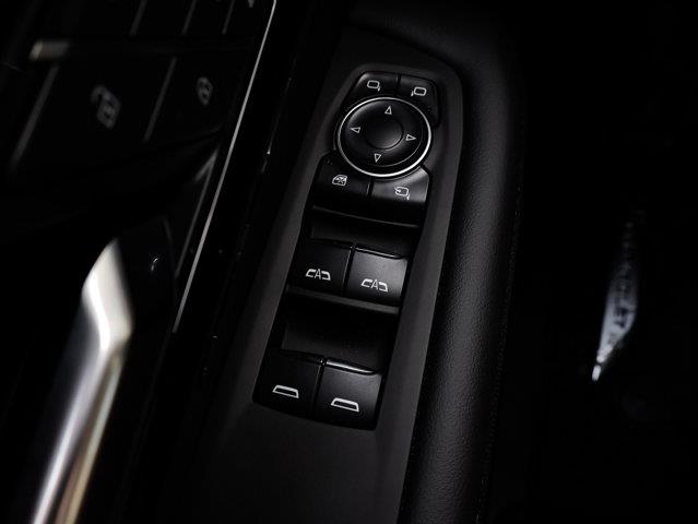 chevrolet Suburban 2026 - 18
