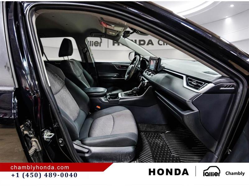 toyota RAV4 2019 - 17