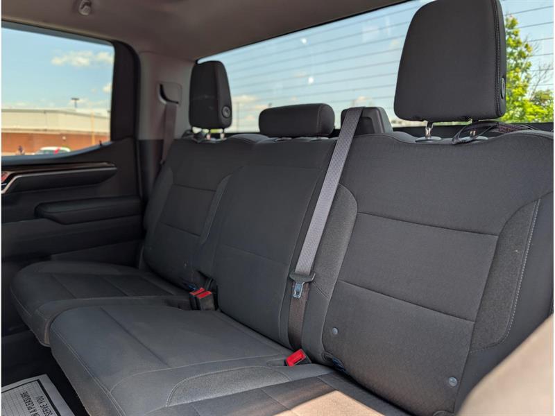 chevrolet Silverado 1500 2024 - 16