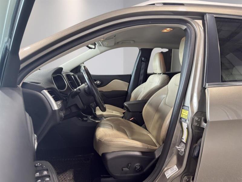 jeep Cherokee 2016 - 9