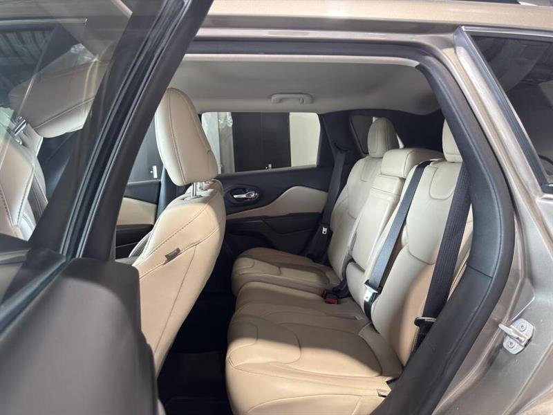 jeep Cherokee 2016 - 16