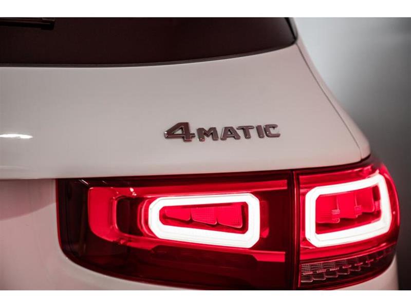 mercedes-benz GLB250 2022 - 9