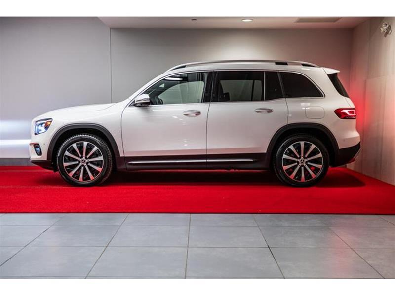 mercedes-benz GLB250 2022 - 13