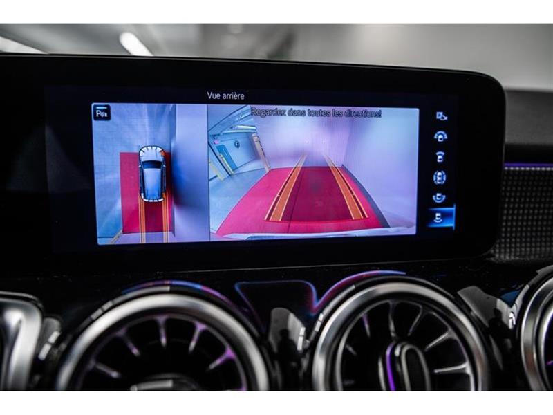 mercedes-benz GLB250 2022 - 16