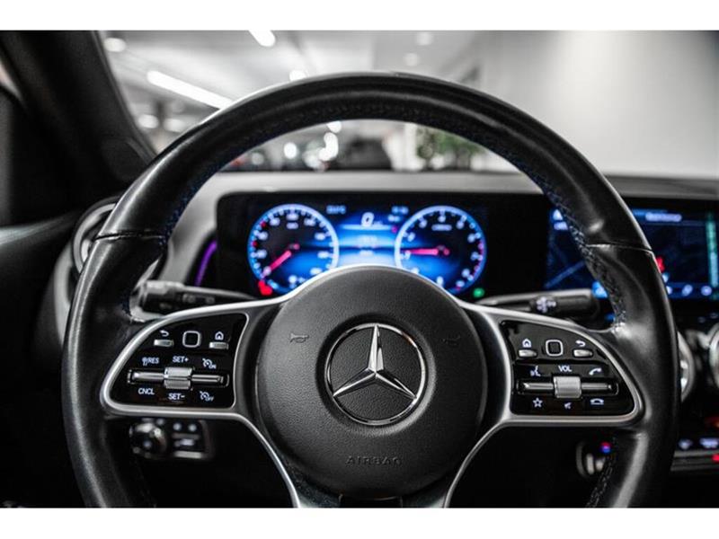 mercedes-benz GLB250 2022 - 26