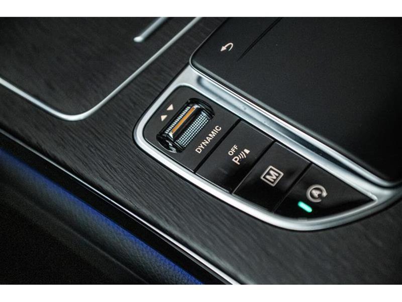 mercedes-benz GLC300 2022 - 24