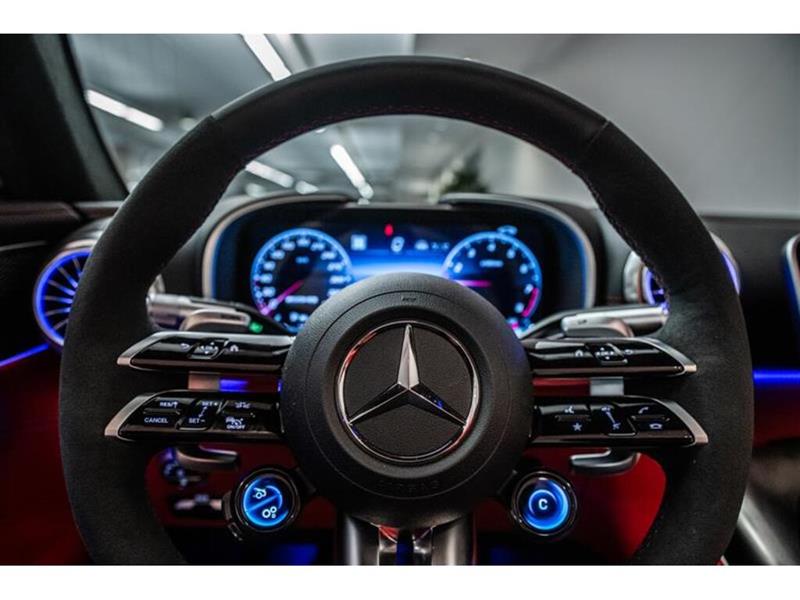mercedes-benz SL63 AMG 2022 - 16