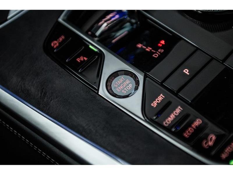 bmw X7 2024 - 10