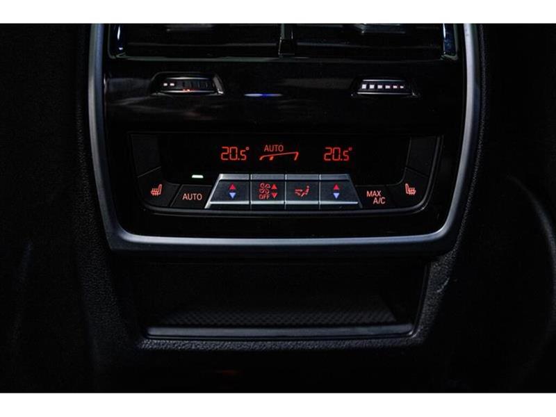 bmw X7 2024 - 16