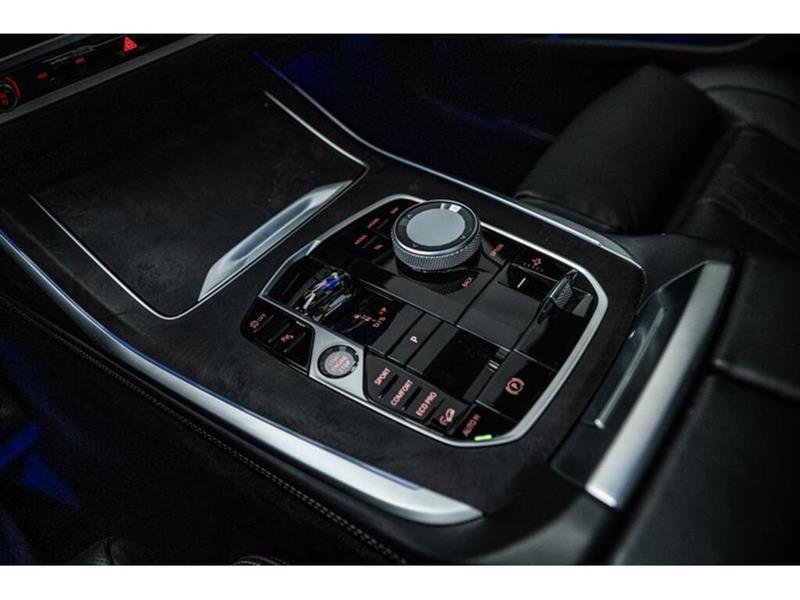 bmw X7 2024 - 29