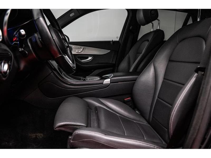 mercedes-benz GLC300 2022 - 11