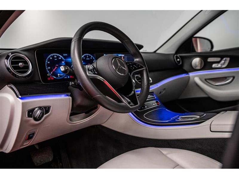 mercedes-benz E350 2022 - 24