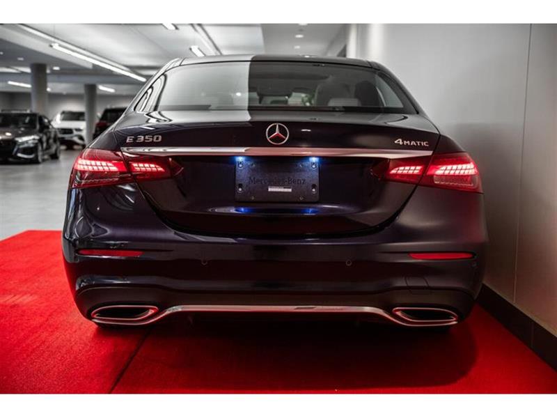 mercedes-benz E350 2022 - 26