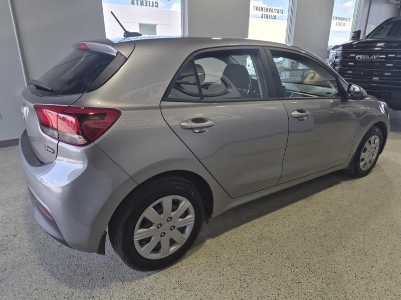 kia Rio 2023 - 5