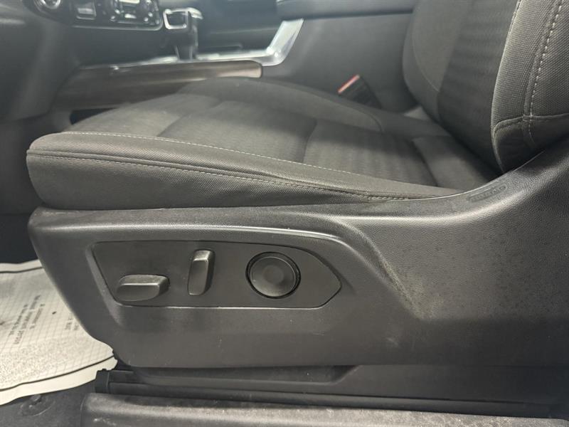 chevrolet Silverado 1500 2022 - 11