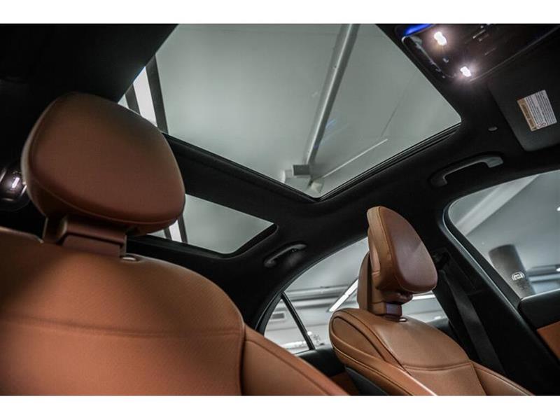 mercedes-benz C300 2023 - 3