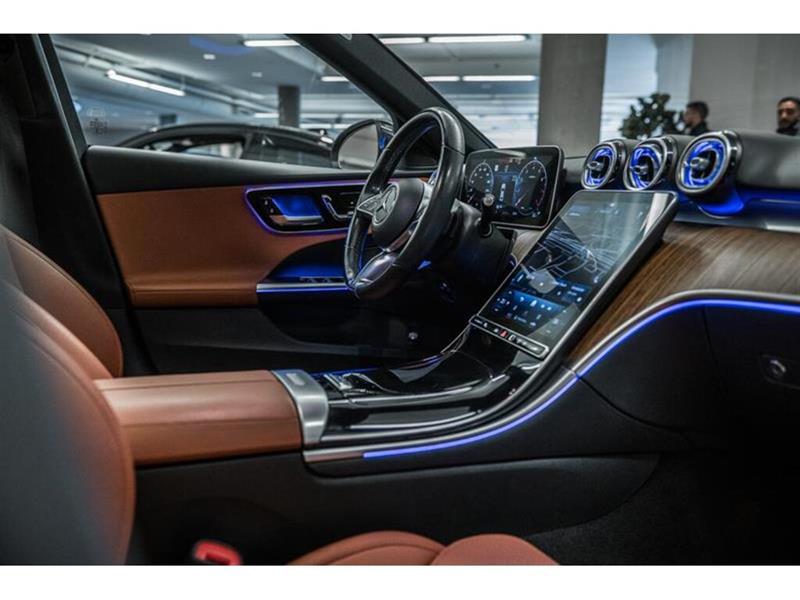 mercedes-benz C300 2023 - 16