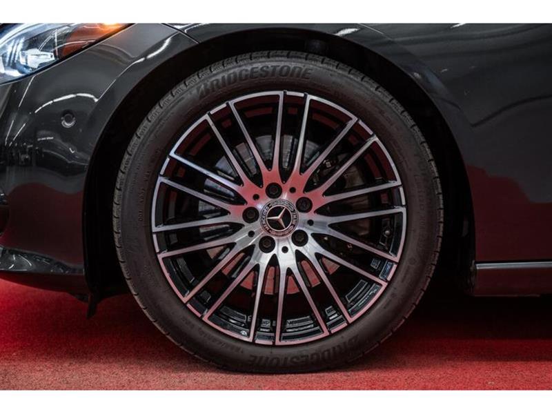 mercedes-benz C300 2023 - 17