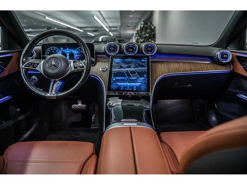 mercedes-benz C300 2023 - 25