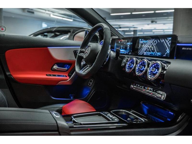 mercedes-benz CLA35 AMG 2025 - 31