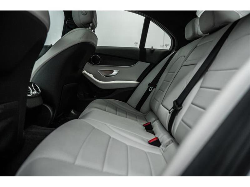 mercedes-benz C300 2016 - 14