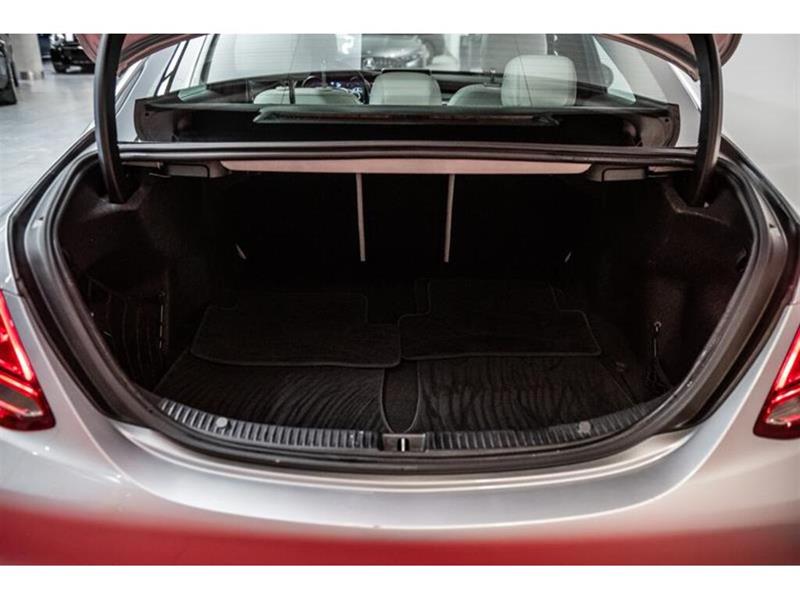 mercedes-benz C300 2016 - 21