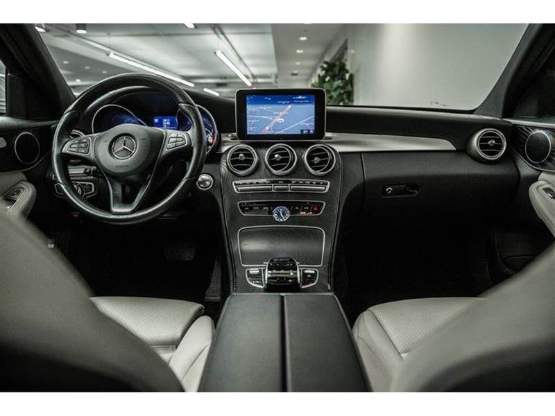 mercedes-benz C300 2016 - 26