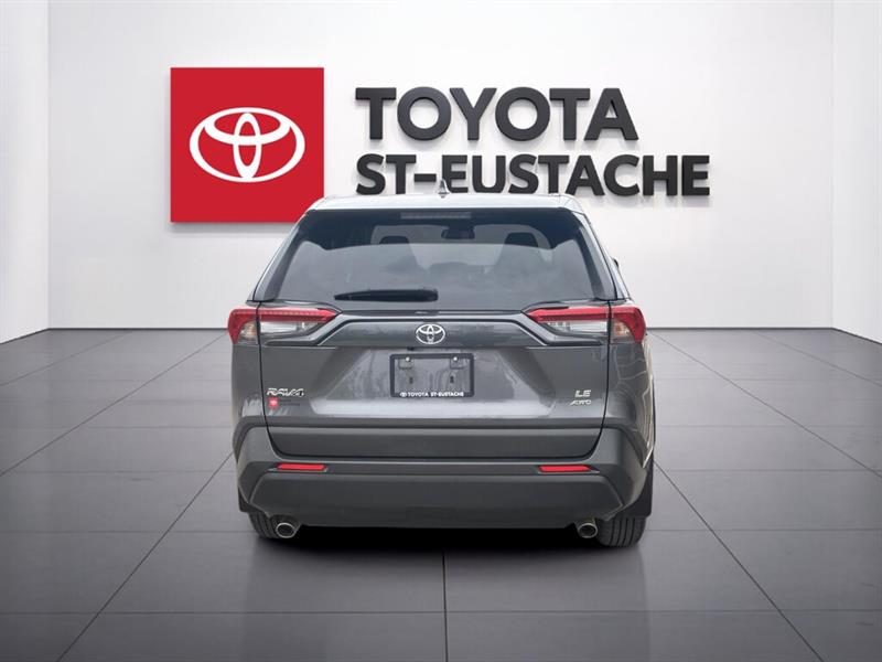 toyota RAV4 2022 - 6