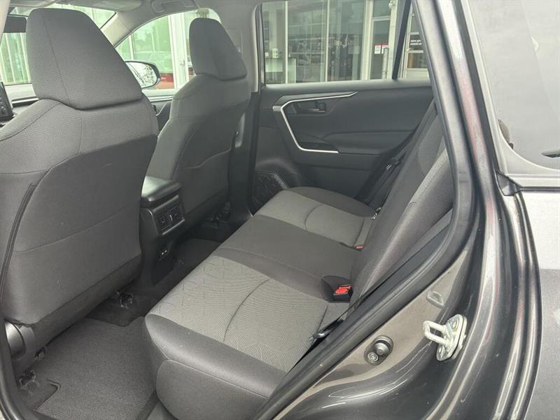 toyota RAV4 2022 - 13