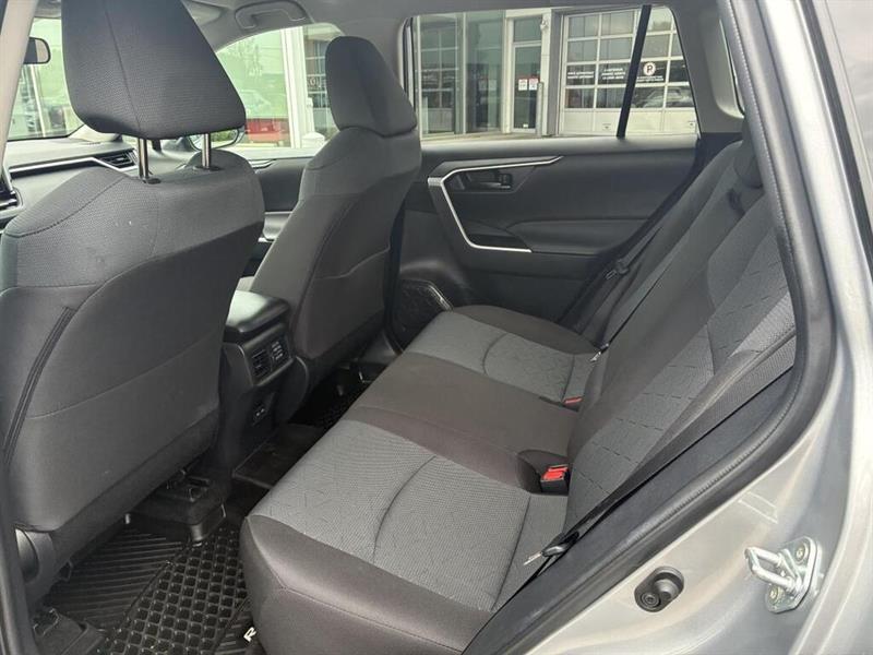 toyota RAV4 2025 - 12