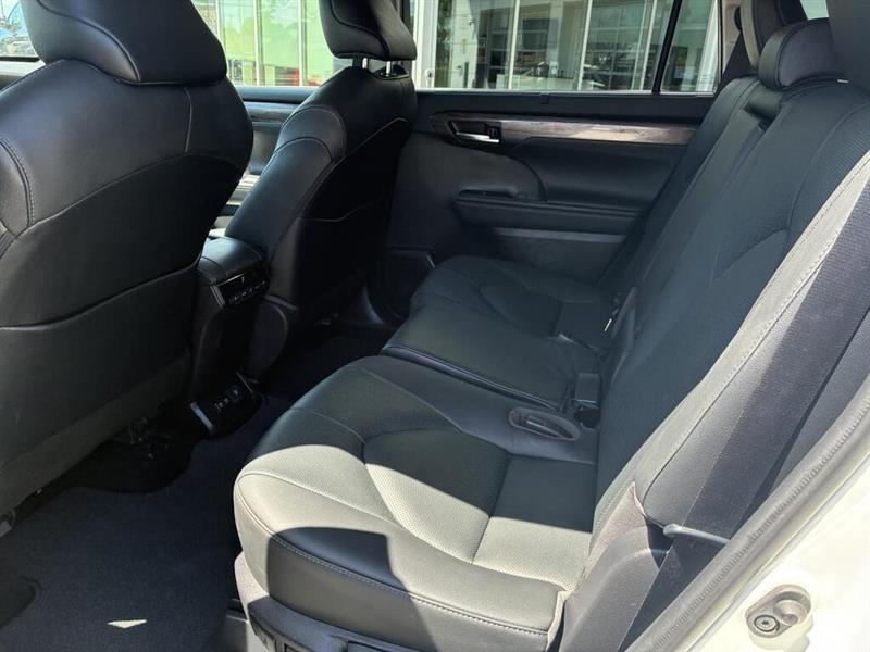 toyota Highlander 2020 - 16