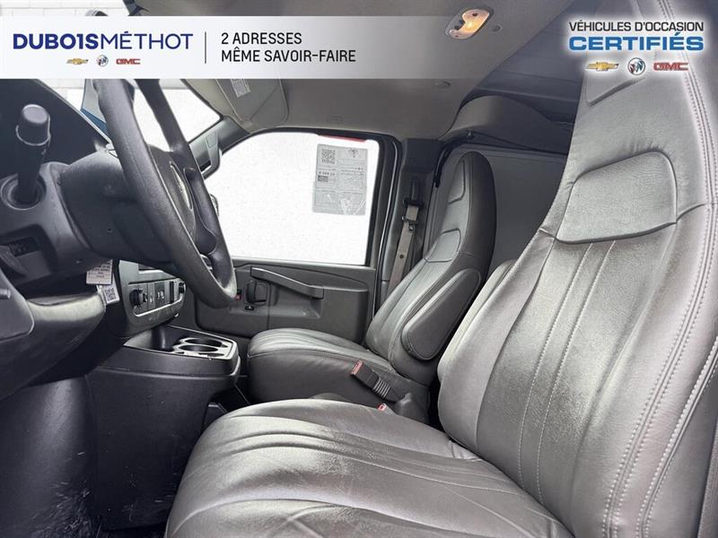 gmc Savana Cargo Van 2024 - 16