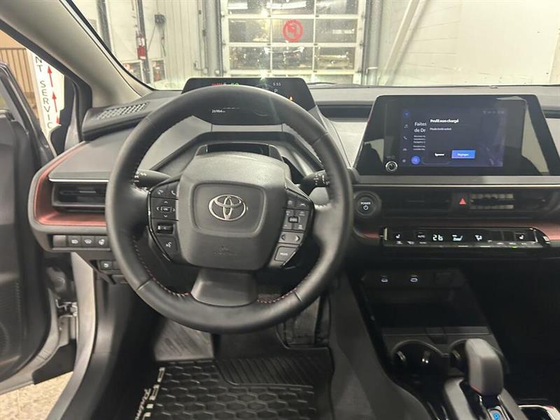 toyota Prius Prime 2024 - 17