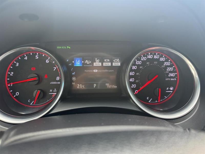 toyota Camry 2018 - 13