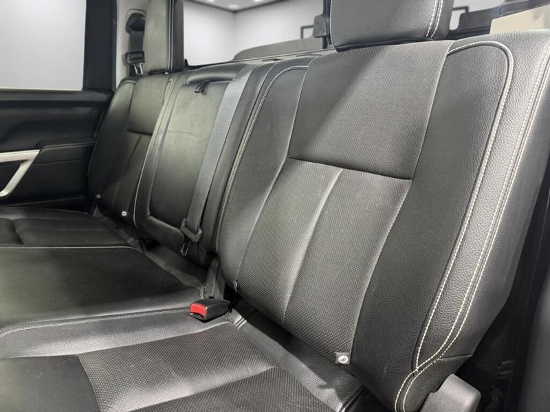 nissan Titan 2019 - 8