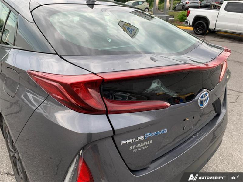 toyota Prius Prime 2022 - 13