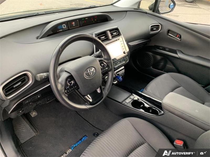toyota Prius Prime 2022 - 15