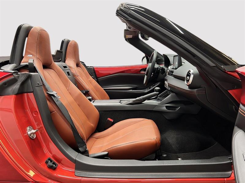 mazda MX-5 2023 - 11