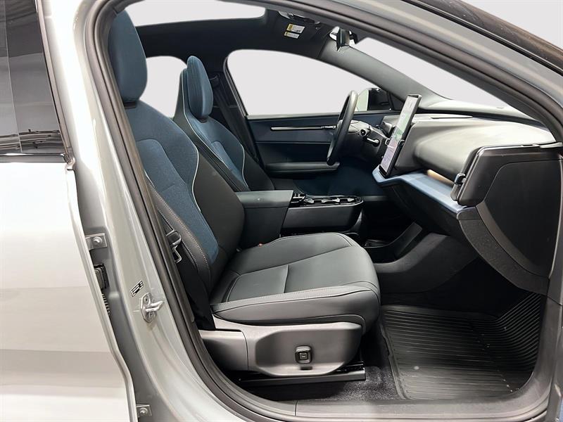 volvo EX30 2025 - 8