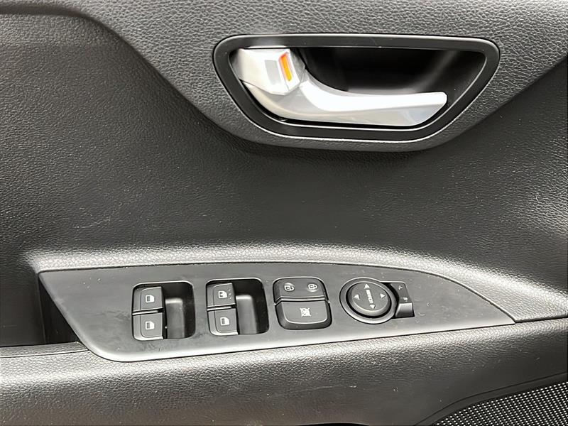 kia Rio5 2023 - 20