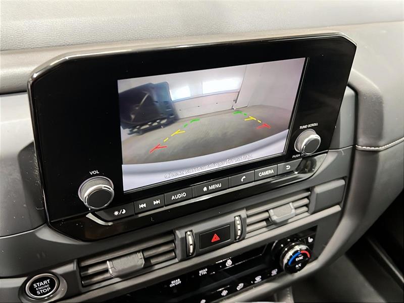 nissan Pathfinder 2024 - 17
