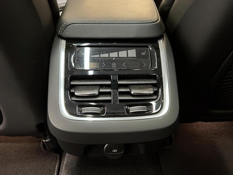 volvo S60 2022 - 11