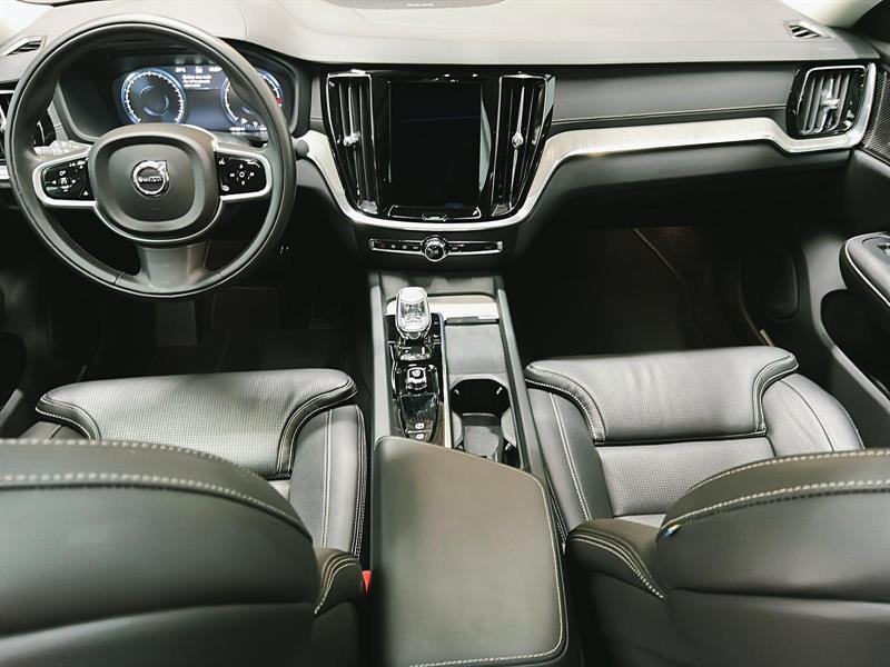 volvo S60 2022 - 12